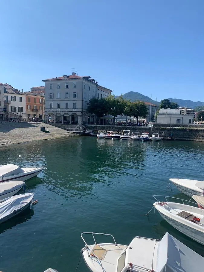 Palazzo Clerici Apartment Luino 0*,